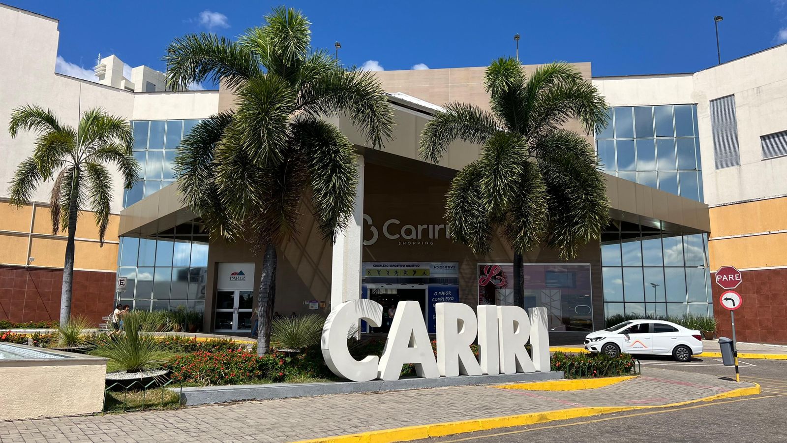 Cariri Shopping funcionará em horário especial na semana da Black Friday