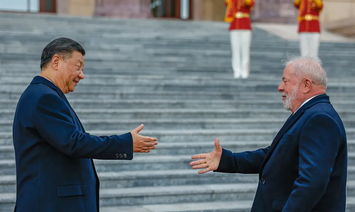 Lula e Xi Jinping vão ampliar parceria bilateral entre Brasil e China