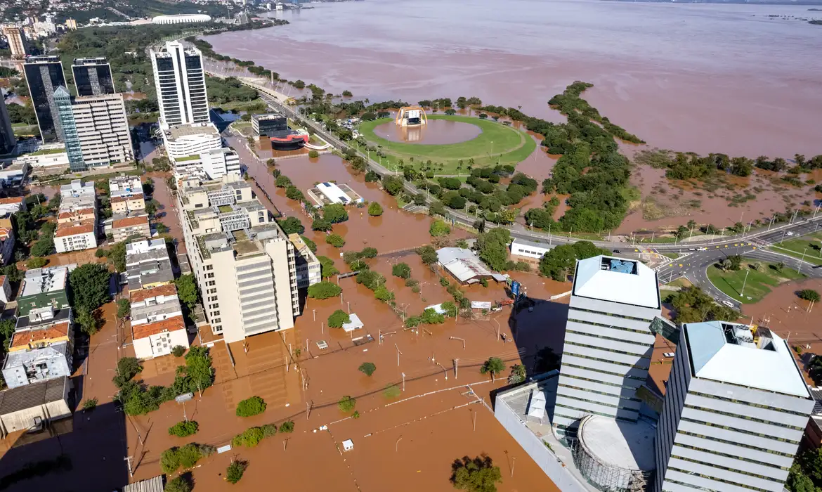 Planalto libera R$ 6,5 bi para áreas afetadas por eventos extremos