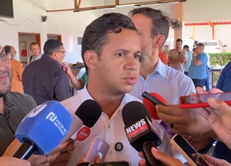 Felipe Vasques afirma que manterá independência na relação institucional e política com o prefeito Glêdson Bezerra