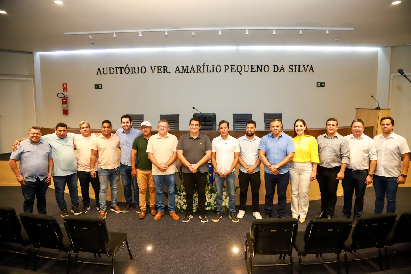 Câmara de Juazeiro do Norte recebe visita do Legislativo Cratense em momento de diálogo