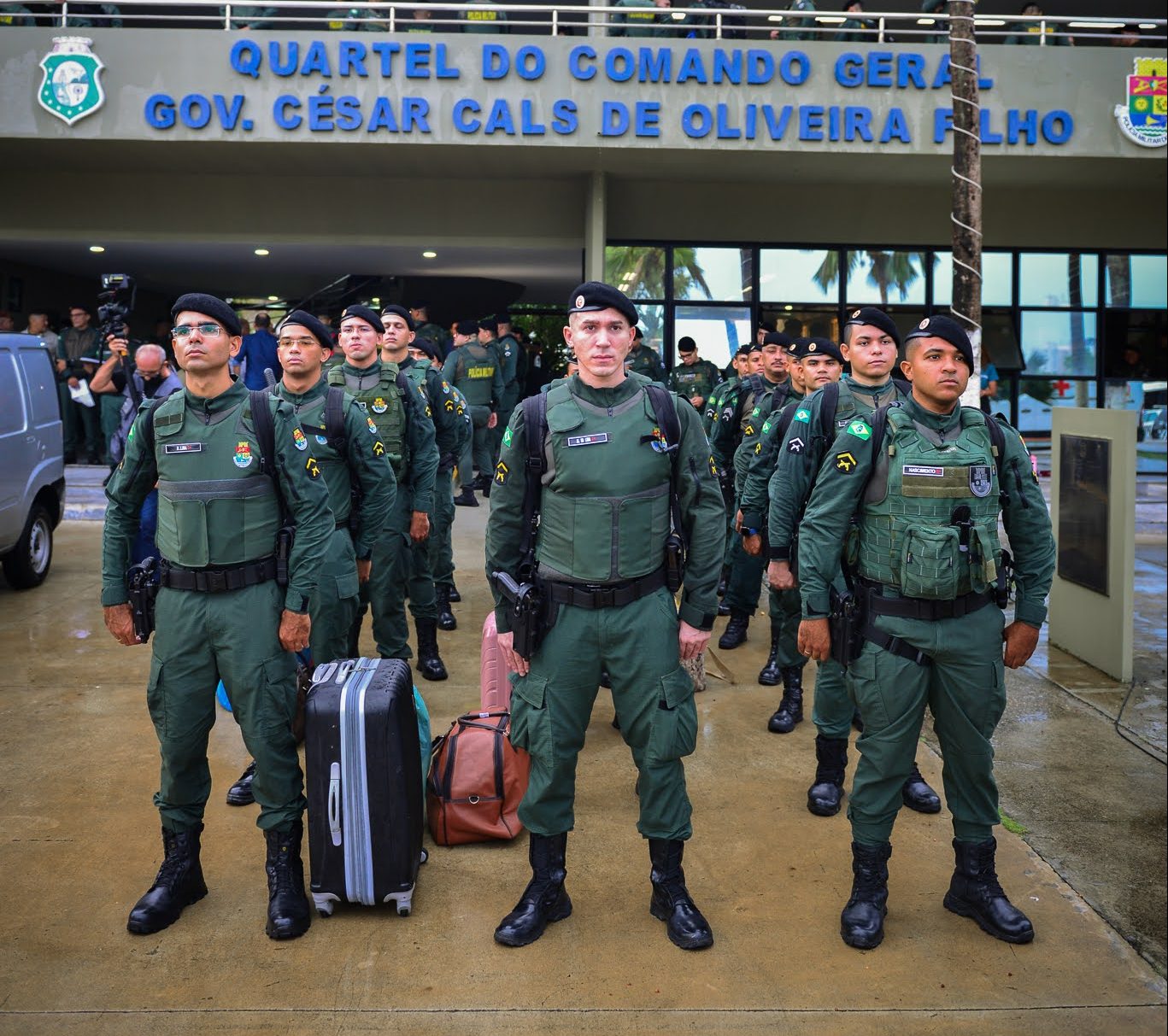 Mais de 1.600 policiais militares embarcam para o interior para a Operação Carnaval 2025