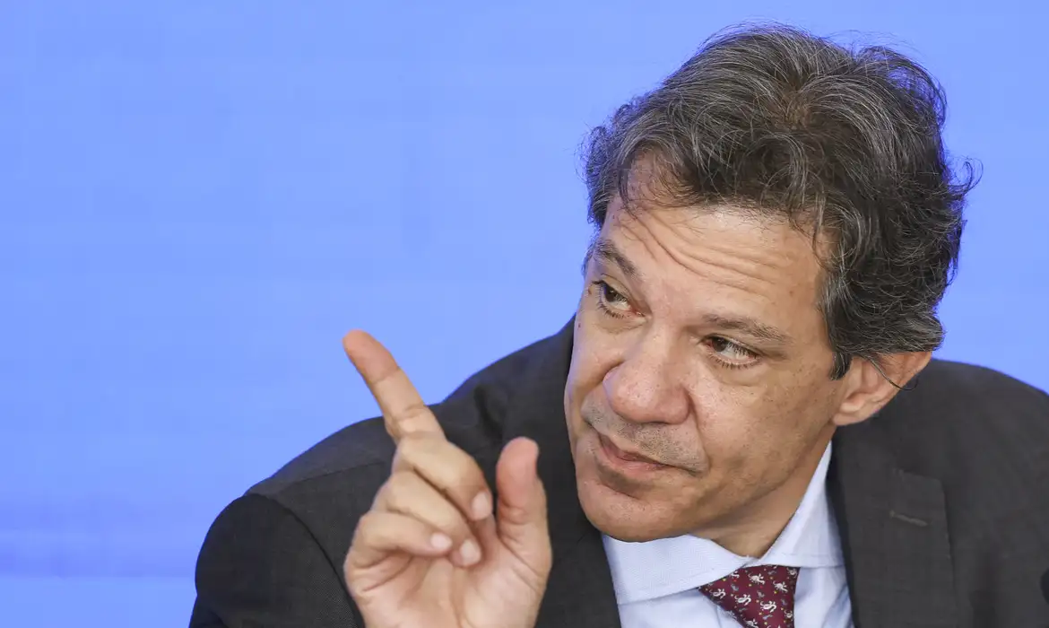 Haddad diz que primeiro passo para conter inflação de alimentos é Plano Safra maior