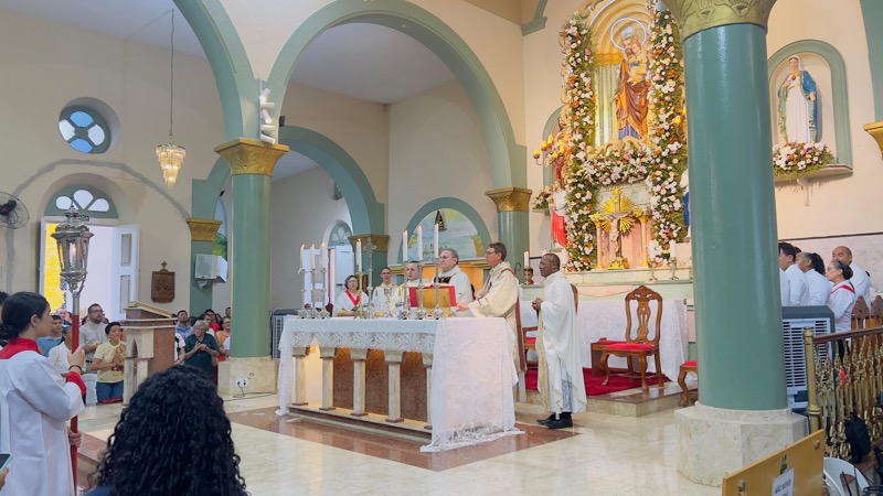 AO VIVO: fiéis celebram encerramento da festa de São José em Missão Velha