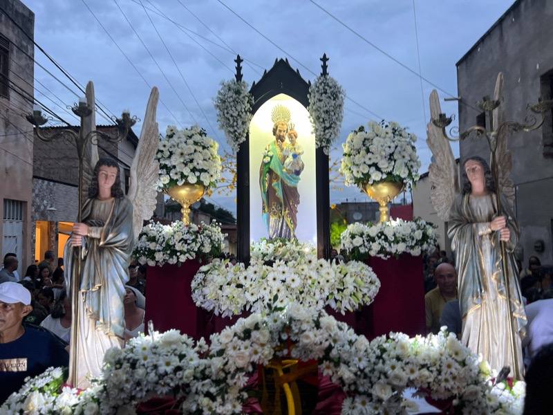 AO VIVO: procissão marca encerramento da festa no Seminário São José, em Crato