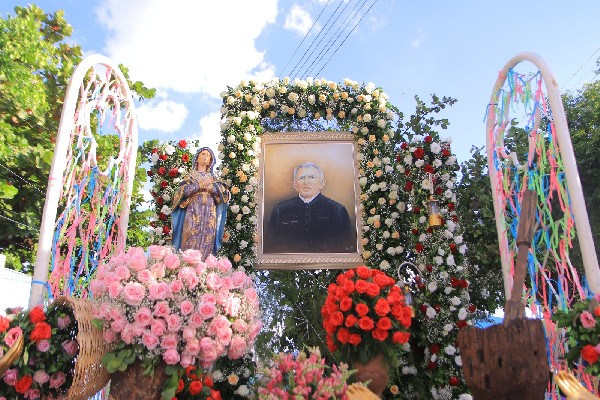 Juazeiro do Norte se prepara para a tradicional Procissão das Flores