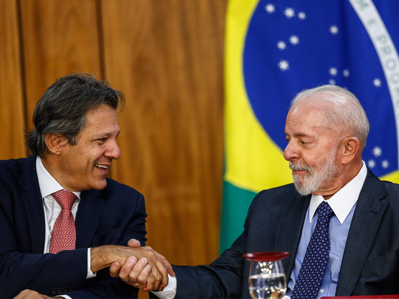 Lula propõe ao Congresso dar isenção de Imposto de Renda para quem ganha até R$ 5 mil