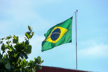 Caririaçu torna obrigatório hasteamento da Bandeira e execução dos Hinos nas Escolas